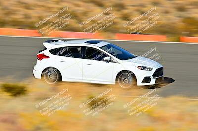 media/Nov-16-2024-Extreme Speed (Sat) [[6587d07cc4]]/Gold Group/Session 3 (The Bowl)/